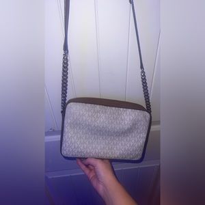 Michael Kors Crossbody Bag